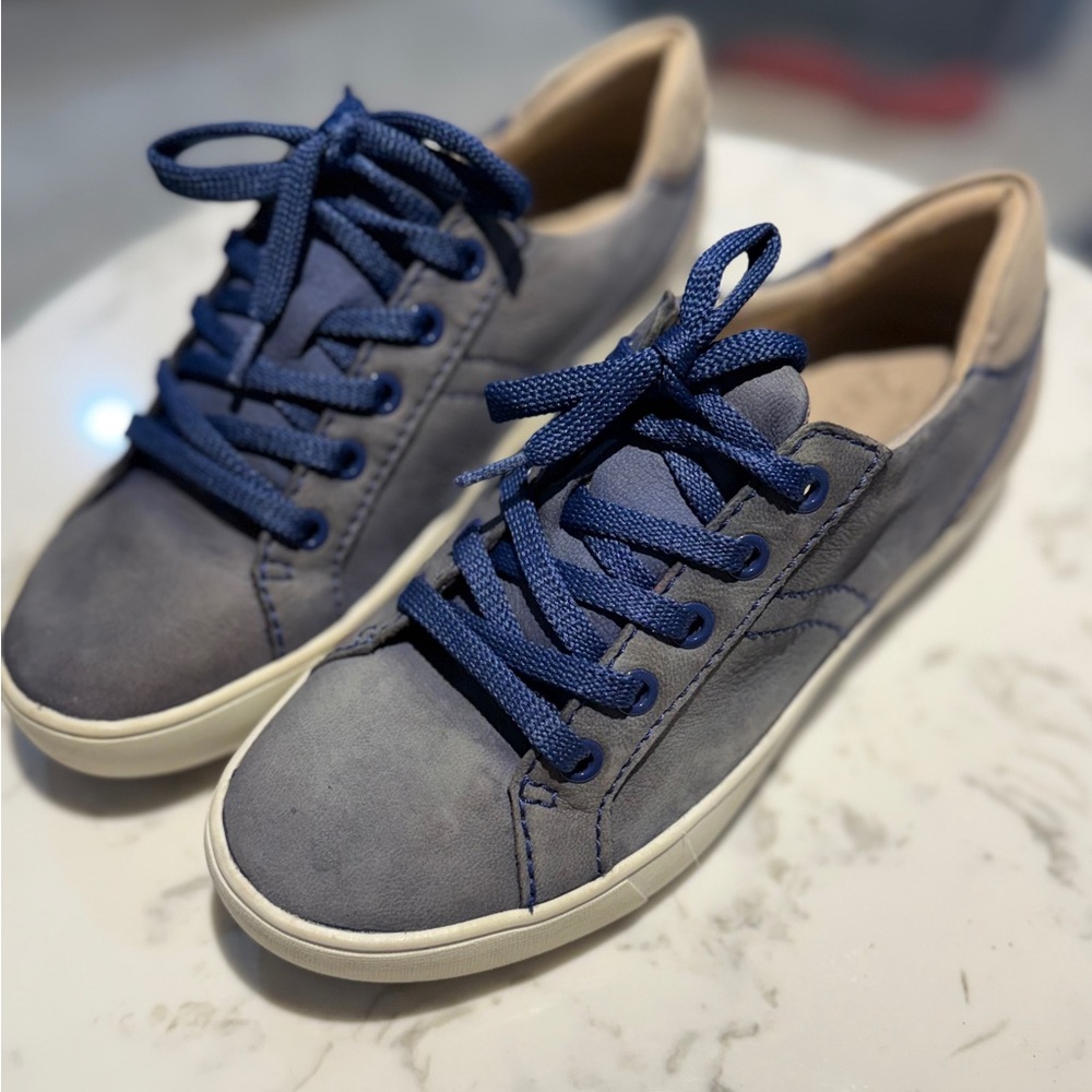Naturalizer Navy Sneakers with Cream Interior